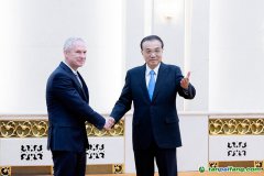 李克強(qiáng)會(huì)見第77屆聯(lián)合國(guó)大會(huì)主席克勒希：加強(qiáng)在可持續(xù)發(fā)展、應(yīng)對(duì)氣候變化等領(lǐng)域的協(xié)調(diào)配合，共同應(yīng)對(duì)全球性挑戰(zhàn)