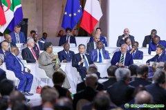 李強(qiáng)總理：推進(jìn)全球能源轉(zhuǎn)型和應(yīng)對(duì)氣候變化，推動(dòng)建立全球清潔能源合作伙伴關(guān)系